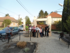 A Szelecsényi-kútnál, Tasson