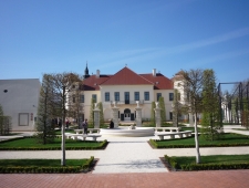 Érseki palota, Hajós